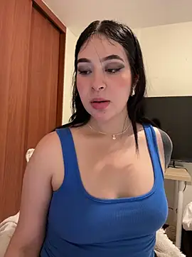 evelynrosess1 online show from May 25, 10:42 pm