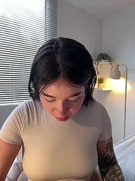 evelynrosess1 online show from March 13, 9:49 pm