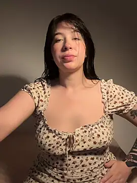 evelynrosess1 online show from January 16, 12:17 am