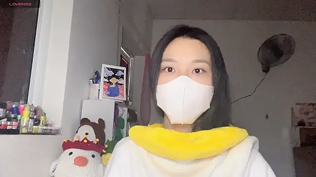 Tieu-May online show from May 4, 9:13 am