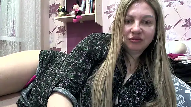 AmandaSexyLAX online show from April 5, 8:52 pm