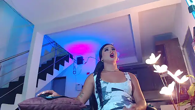 aishadlion online show from April 2, 1:41 pm