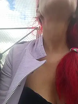 cintia love online show from May 3, 9:07 pm
