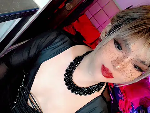 BEYBIDOMME online show from May 3, 7:45 am