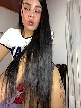 sophyy white online show from May 20, 11:24 pm