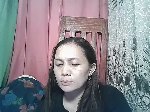 prettymomma24xx online show from April 1, 1:41 pm