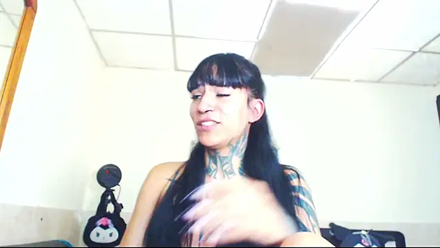 jazmin wolf online show from May 20, 5:10 pm