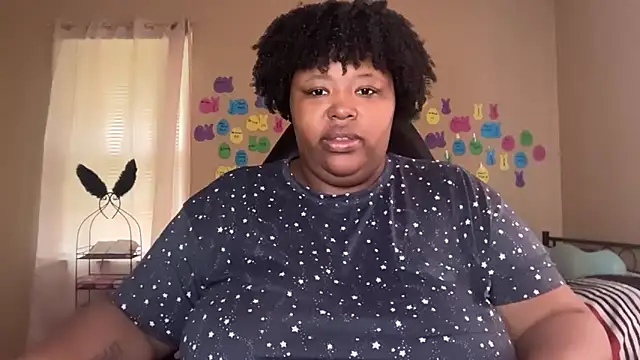 Chocolatebunnyxx96 online show from May 13, 4:24 pm