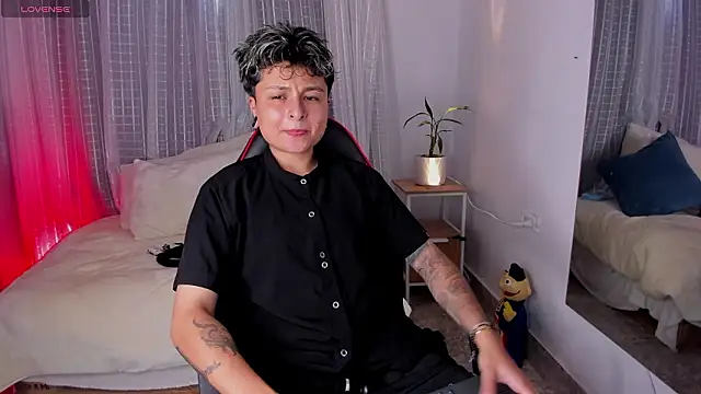 Zury Ramirez online show from March 27, 10:43 pm