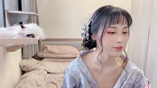 BabyOneDaily online show from February 12, 2:46 am