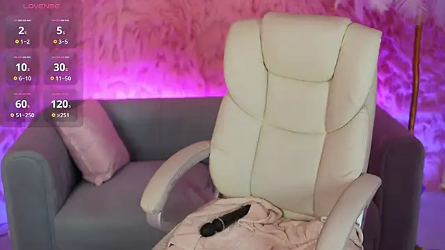 AlexaFleur online show from March 27, 8:42 pm