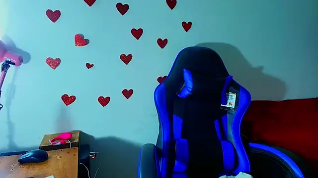 honeyluxe  online show from February 15, 7:51 am