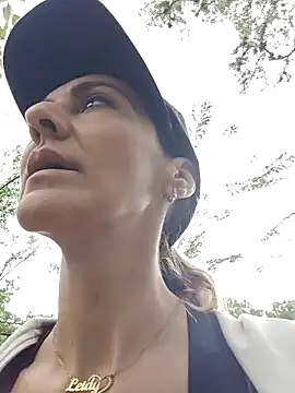 Monita Med online show from April 5, 1:32 pm