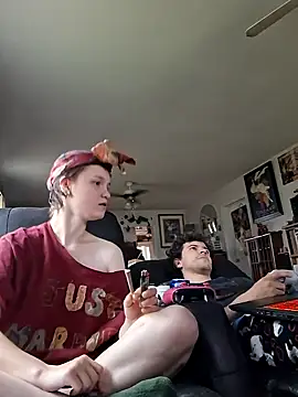 SugarNCinnamon online show from May 10, 10:56 pm