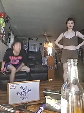 SugarNCinnamon online show from May 25, 1:37 am