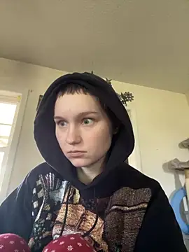 SugarNCinnamon online show from April 6, 6:42 pm