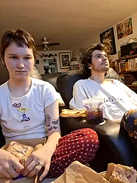SugarNCinnamon online show from May 15, 11:40 pm