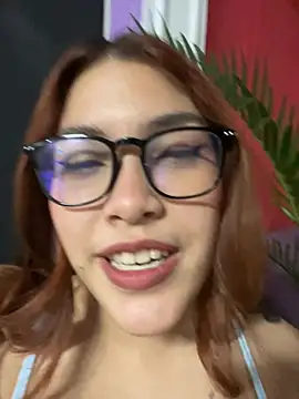 CrystalFairy007 online show from May 7, 6:17 am
