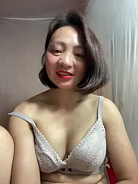 Some-03 online show from May 12, 4:13 pm