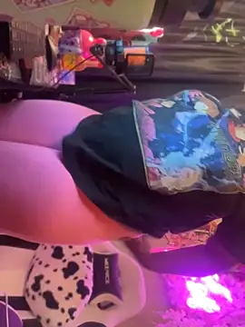 Angeldior29 online show from April 22, 4:42 am