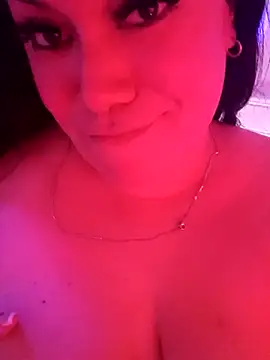 daaibabyxxx online show from May 6, 1:37 pm