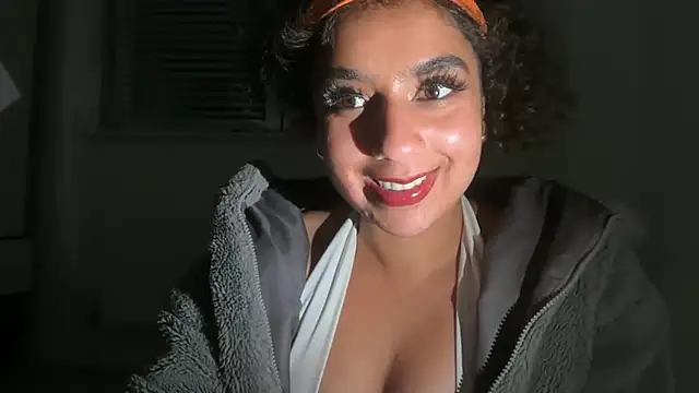 fayfay21xh online show from May 22, 9:46 pm