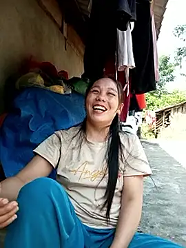 vanvan005 online show from May 15, 11:29 pm