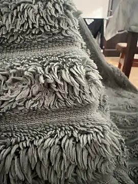 lola9331 online show from March 7, 6:42 am