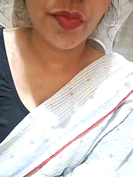 MILFybar online show from April 7, 5:26 pm