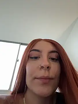 alesziarose  online show from February 15, 11:15 pm