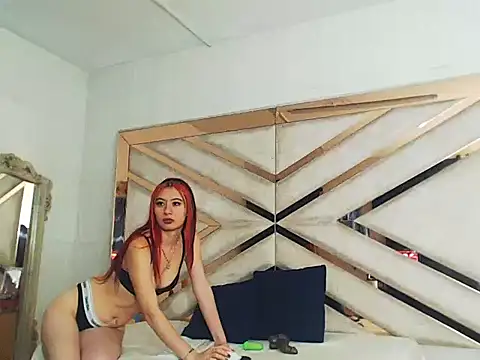 LunaFever69 online show from April 27, 3:47 am