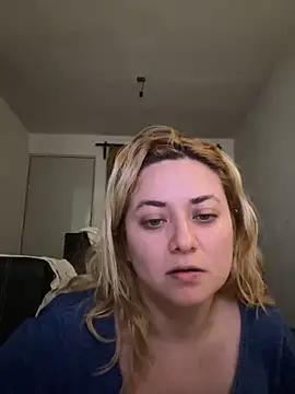 Lililuxx online show from April 20, 7:22 am