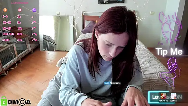 Lily Viola online show from May 14, 8:53 am