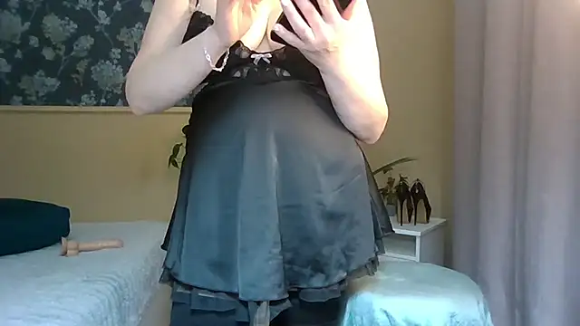 MELISSALive online show from April 29, 6:35 pm