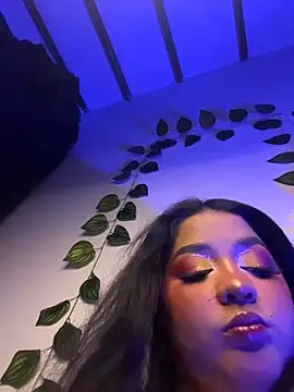 Isabella Belmont online show from March 25, 6:49 am