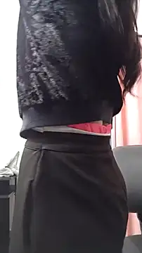 saray reesee online show from March 24, 8:03 pm