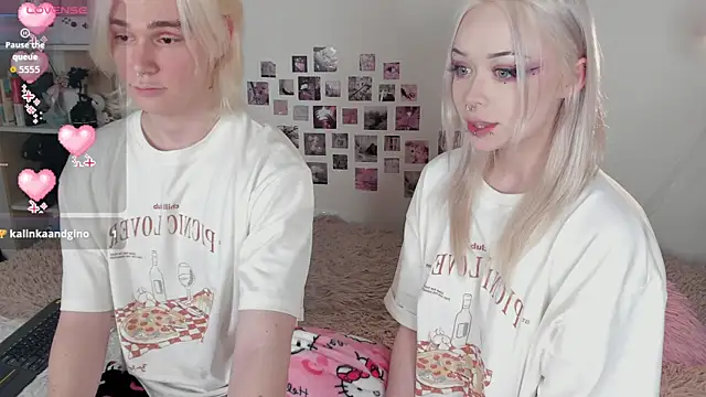 SweetheartsFriends online show from May 7, 1:21 am