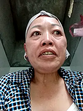 Agnes-baby online show from May 11, 8:27 am