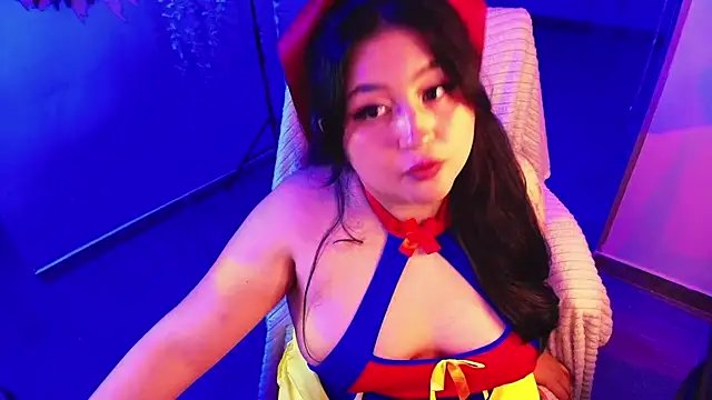 Sweet lenna online show from May 19, 1:56 am