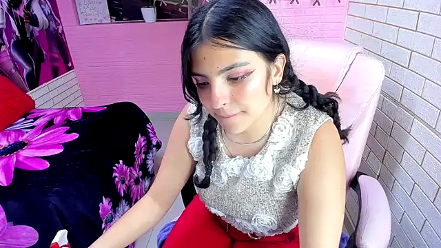 millybell303av online show from April 10, 3:29 pm