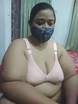 momo loves online show from April 28, 4:27 am