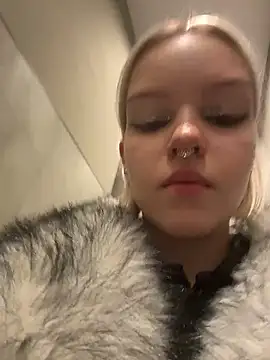 AshleyMur online show from January 7, 4:16 am