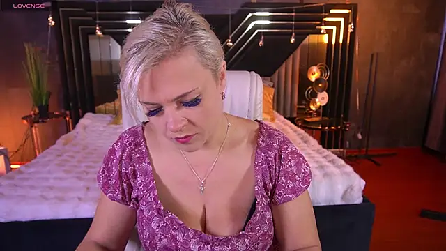 CrystalVibe online show from March 15, 6:37 am