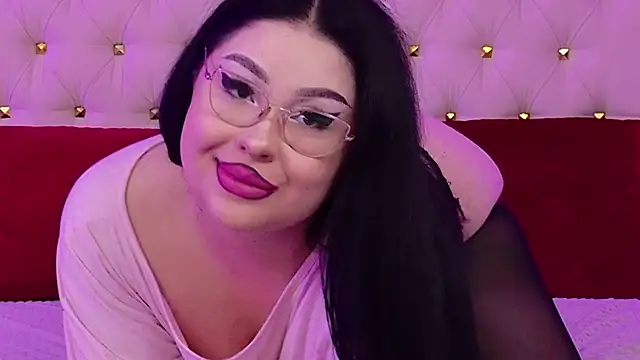 LunaXBabe online show from May 7, 11:03 am