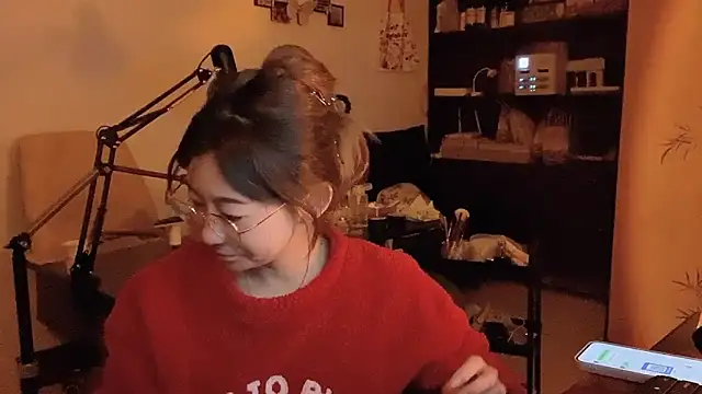 Xiaojuzi- online show from April 8, 1:35 pm