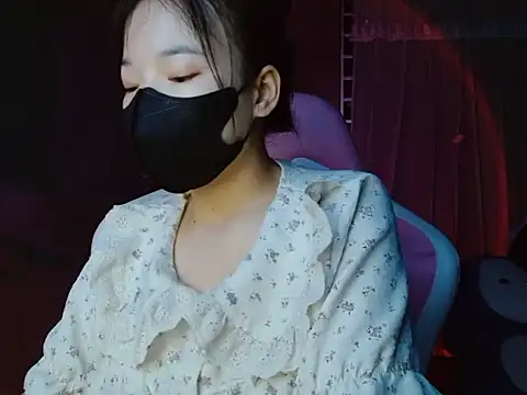 -Tamy- online show from March 21, 1:49 pm