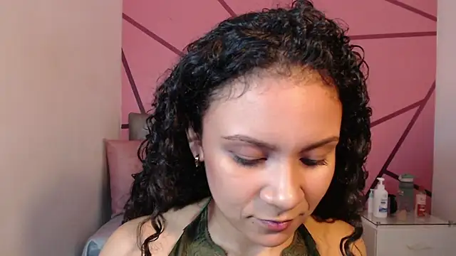 Little18Doll online show from May 6, 10:14 pm