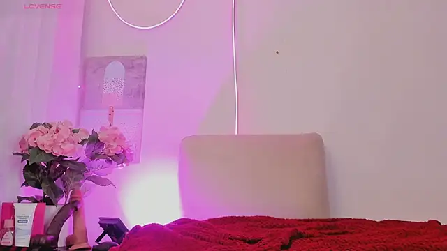 athenaking online show from February 5, 7:28 pm