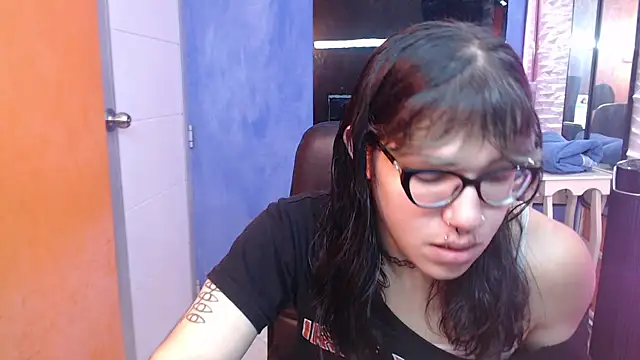 lilith ayanami online show from July 17, 1:48 pm