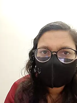 piryasharma005 online show from January 15, 8:26 pm